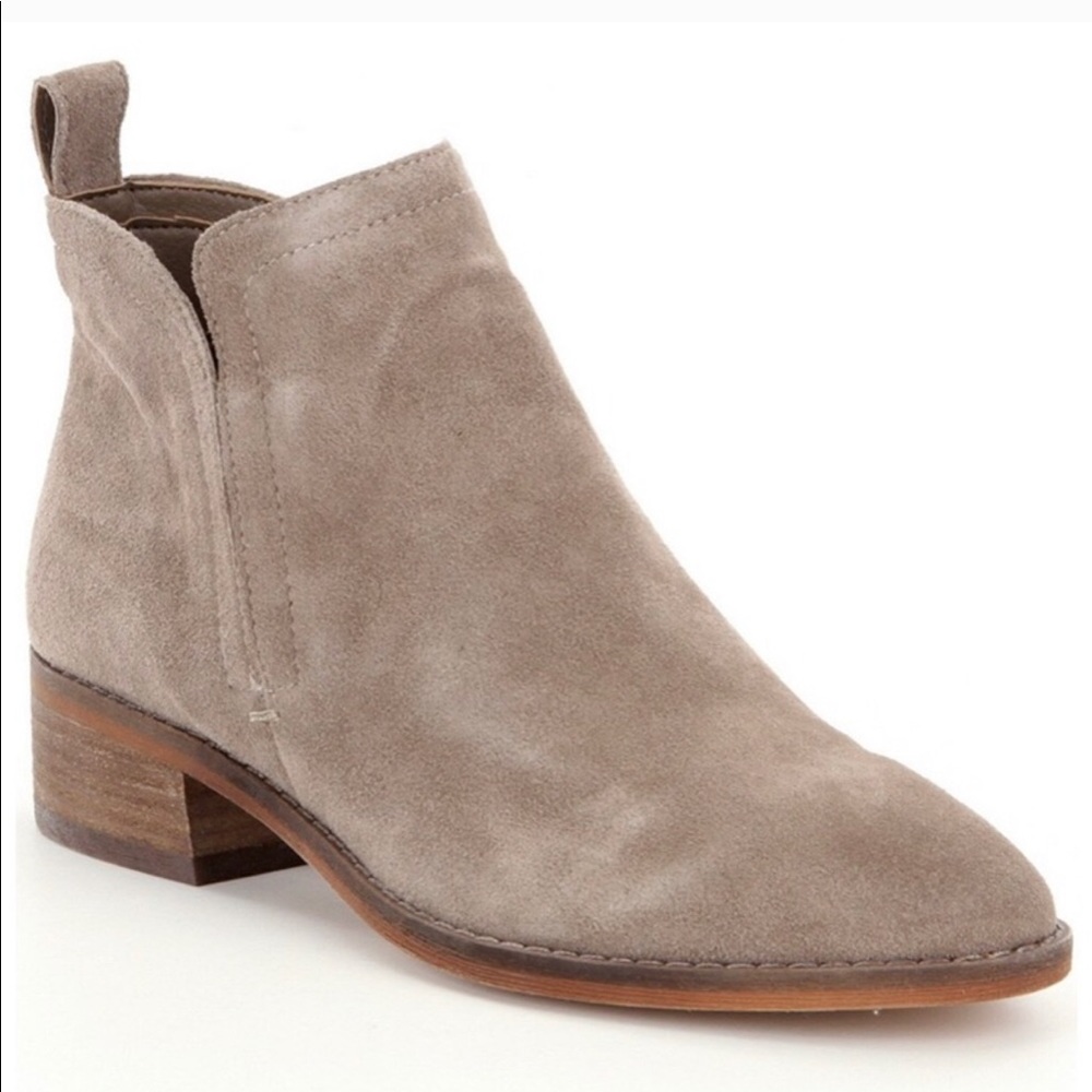 Dolce Vita Tessey Booties - Picture 1 of 14